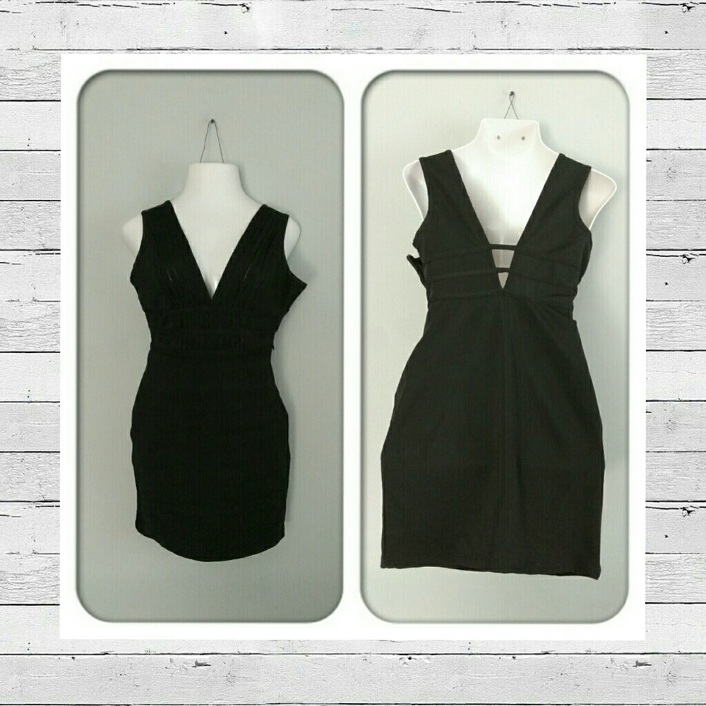 2B BeBe Sleeveless Dress - Picture 2 of 3